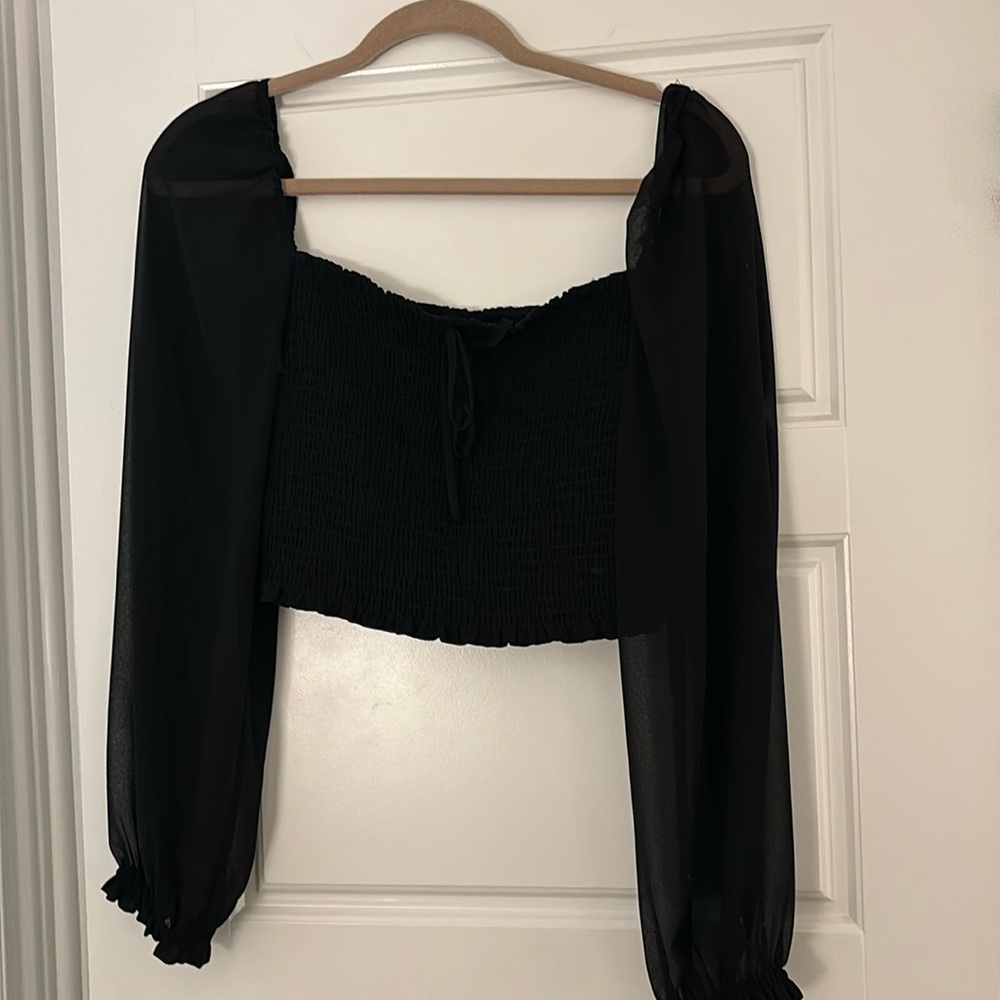 Aritzia Wilfred black saga blouse
